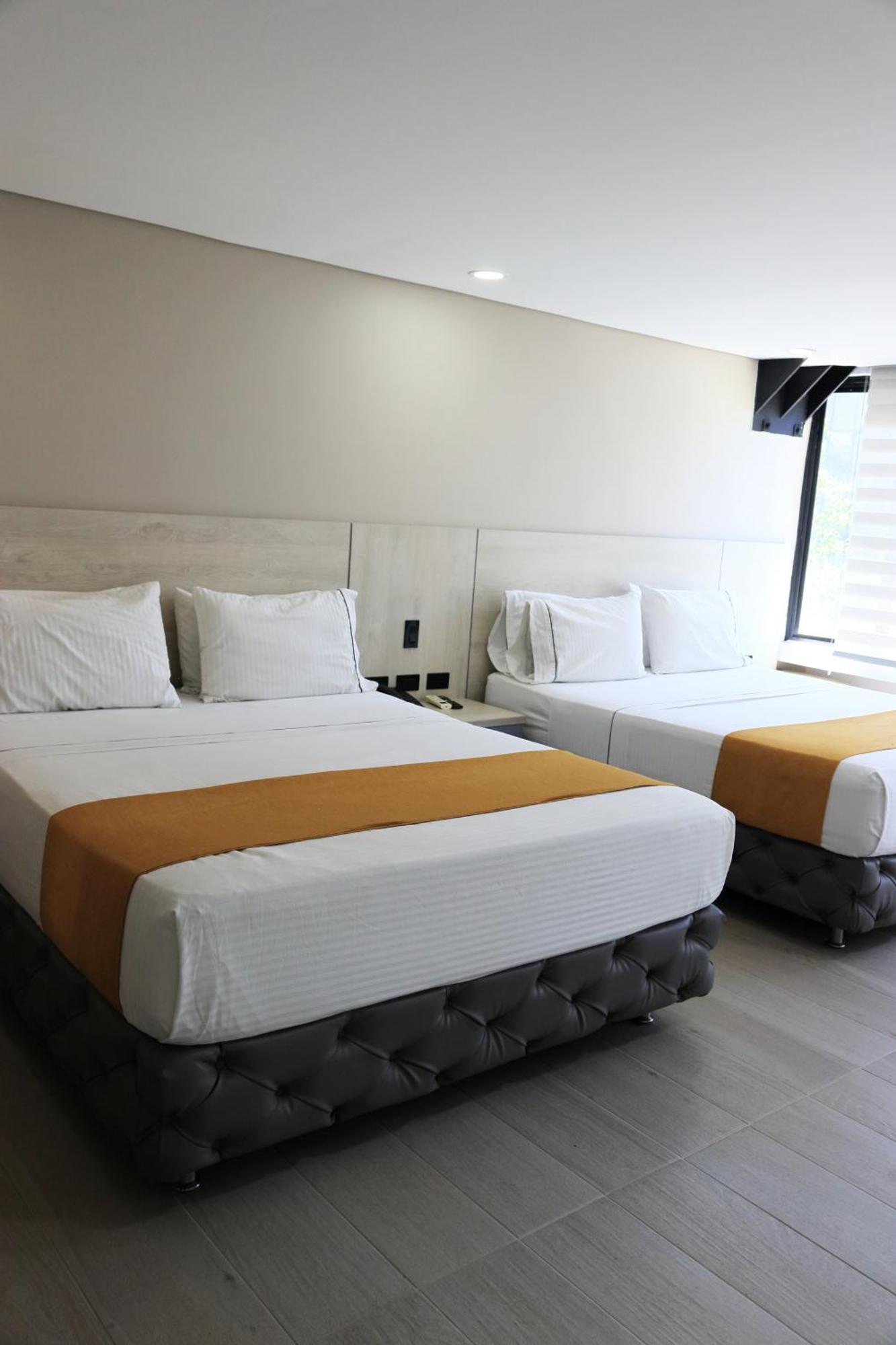 Hotel Loup Medellín Zewnętrze zdjęcie