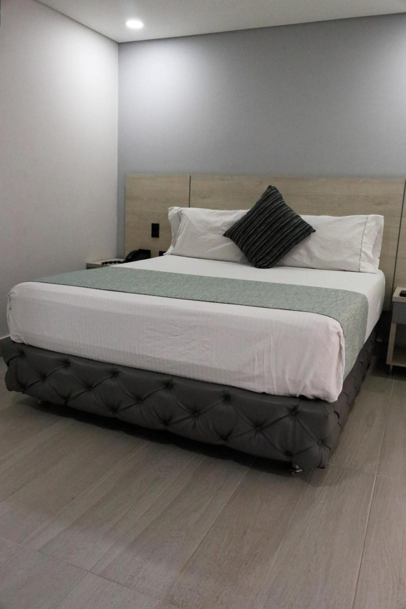 Hotel Loup Medellín Zewnętrze zdjęcie